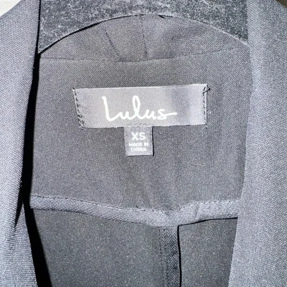 Lulu's Miss Punctuality Black Lightweight Blazer - Picture 7 of 8